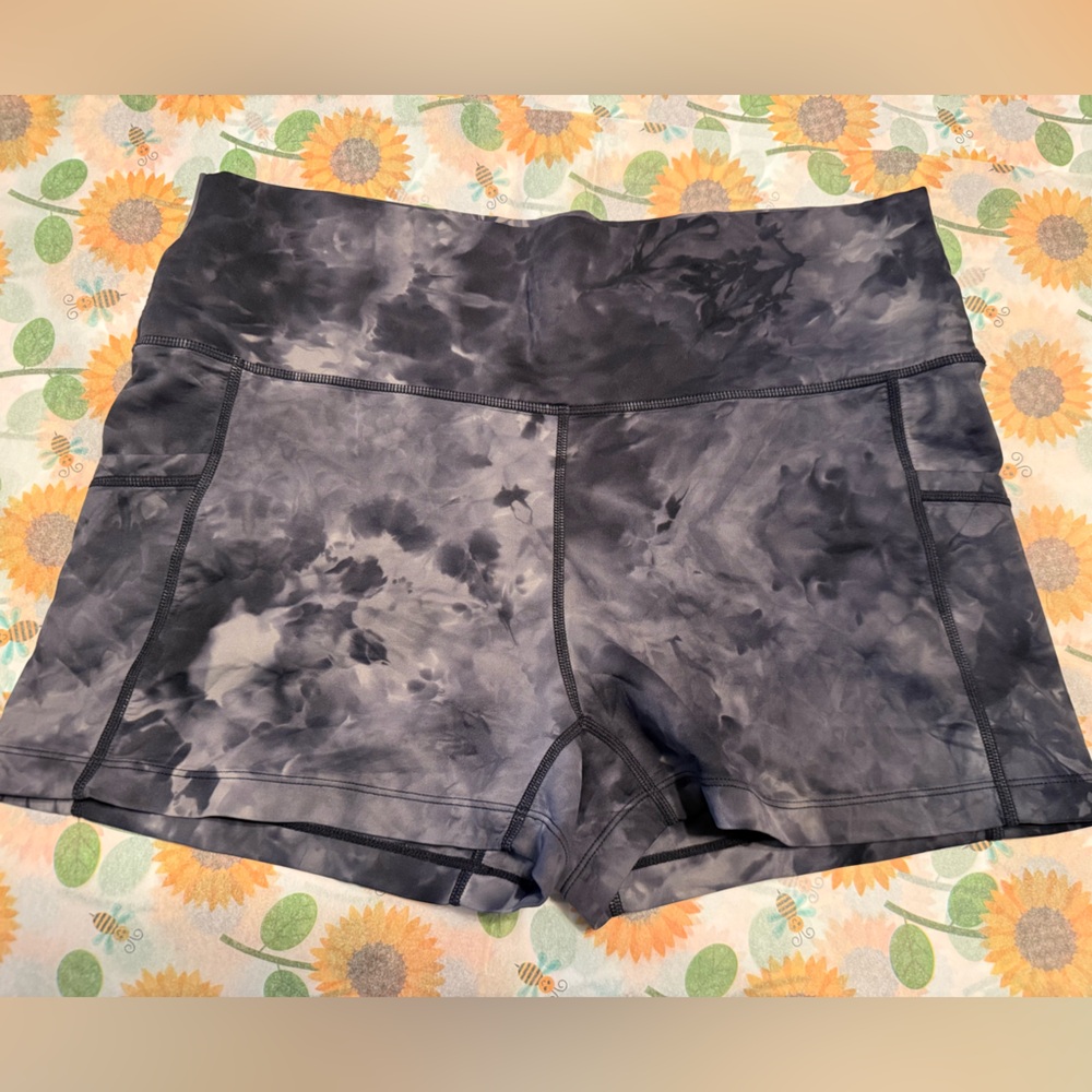 CVG black tie dye shorts XL